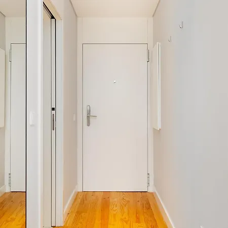 Whome Trendy Cedofeita Loft - Luxe & Light-filled