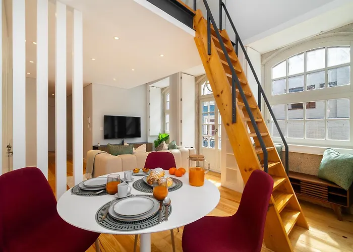 Whome Trendy Cedofeita Loft - Luxe & Light-filled Apartament Porto