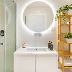 Whome Trendy Cedofeita Loft - Luxe & Light-filled Apartman Porto