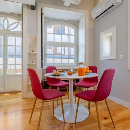 Whome Trendy Cedofeita Loft - Luxe & Light-filled Daire Porto