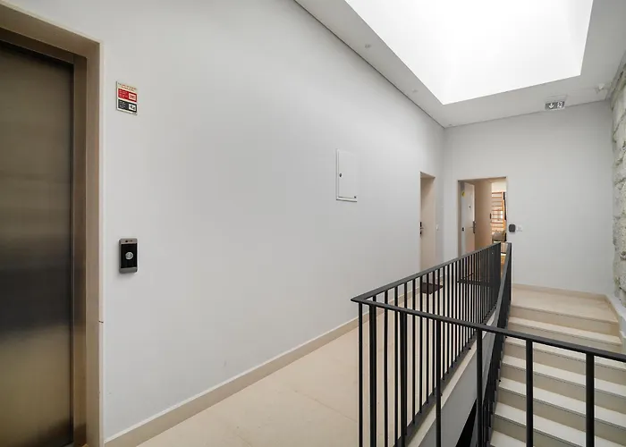 Whome Trendy Cedofeita Loft - Luxe & Light-filled דירה פורטו