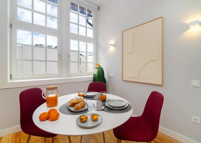 Whome Trendy Cedofeita Loft - Luxe & Light-filled Oporto