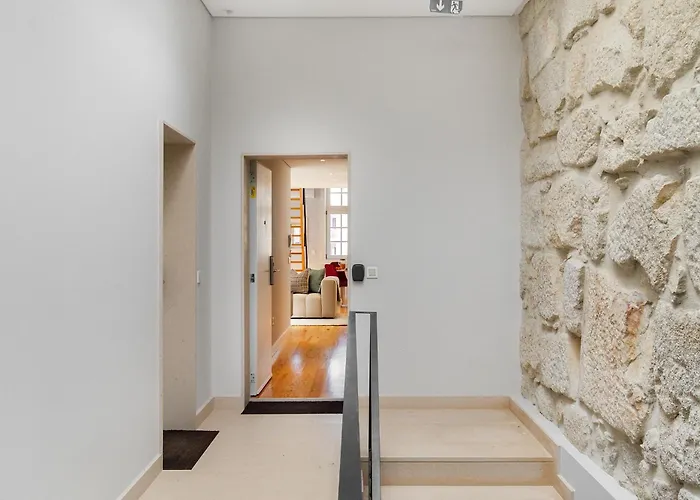 Whome Trendy Cedofeita Loft - Luxe & Light-filled דירה